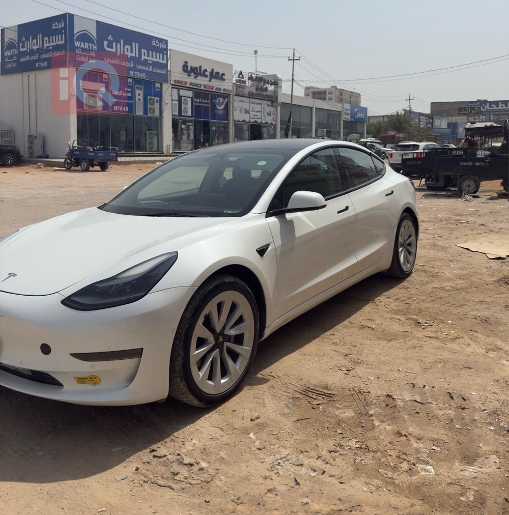 تسلا موديل 3